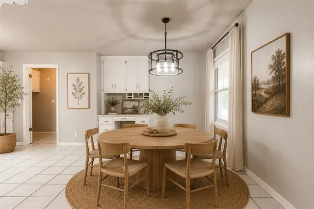 Photo 7 — 320 Elwood Drive, Edmond, OK 73013