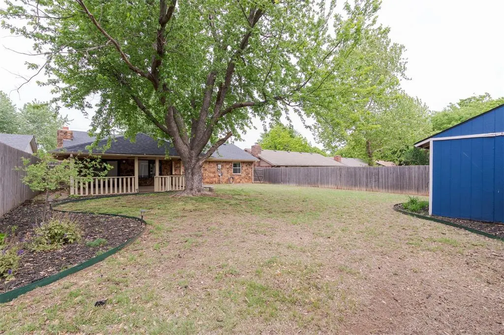 Photo 33 — 320 Elwood Drive, Edmond, OK 73013