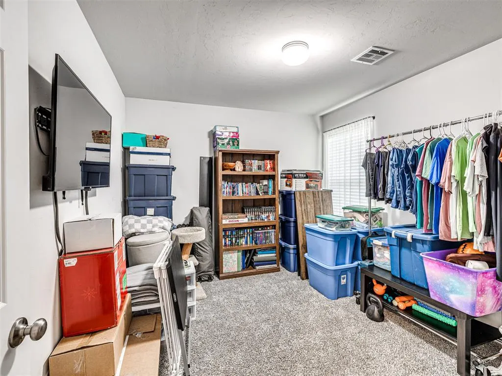 Photo 31 — 11012 NW 94th Street, Yukon, OK 73099