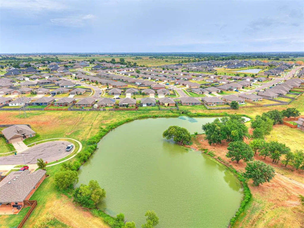 Photo 44 — 11012 NW 94th Street, Yukon, OK 73099