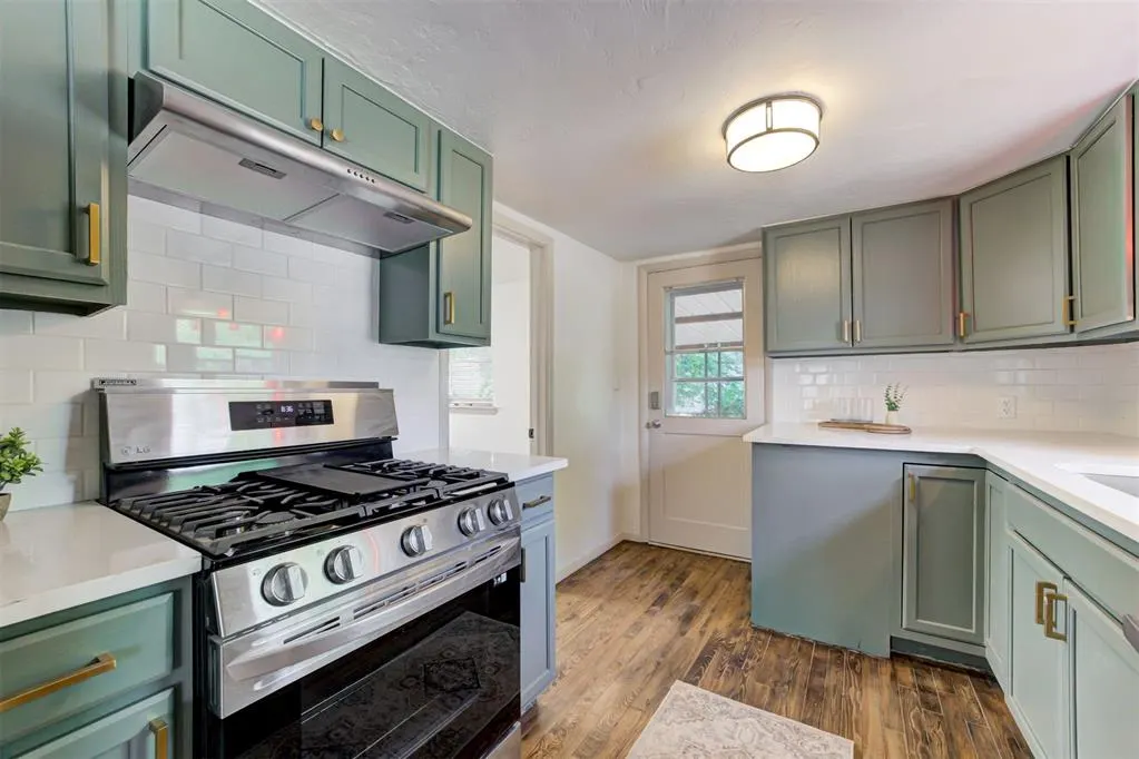 Photo 9 — 320 S Pine Street, Guthrie, OK 73044