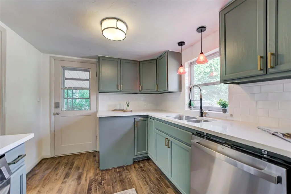 Photo 10 — 320 S Pine Street, Guthrie, OK 73044
