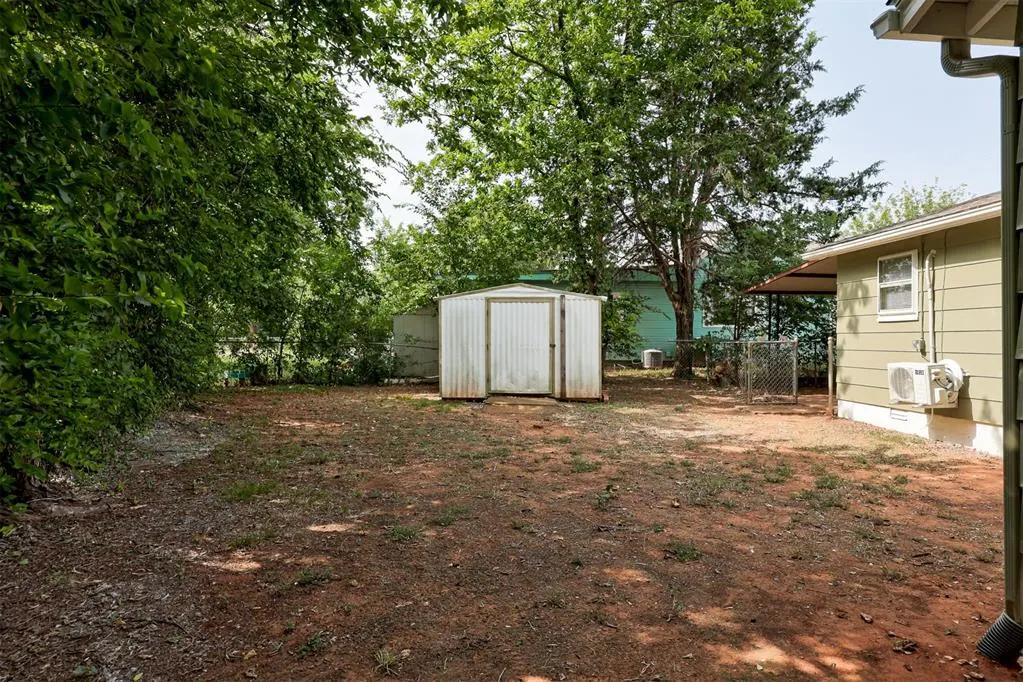 Photo 31 — 320 S Pine Street, Guthrie, OK 73044