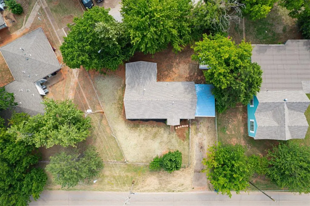 Photo 33 — 320 S Pine Street, Guthrie, OK 73044