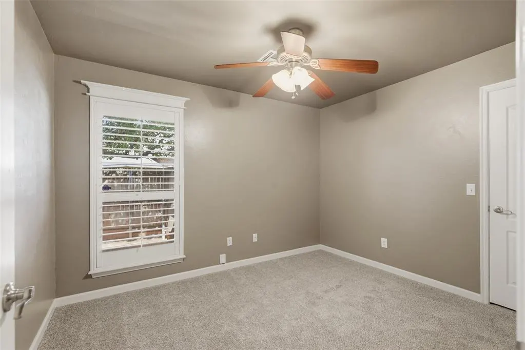 Photo 25 — 10716 NW 37th Street, Yukon, OK 73099