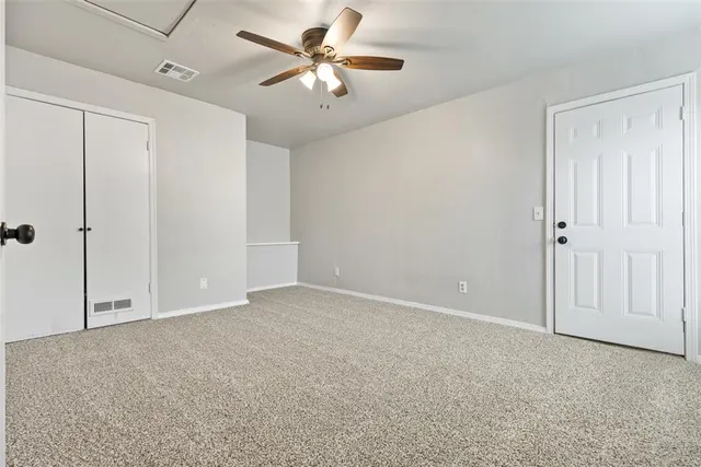 Photo 4 — 1729 Gladstone Terrace, Oklahoma City, OK 73120