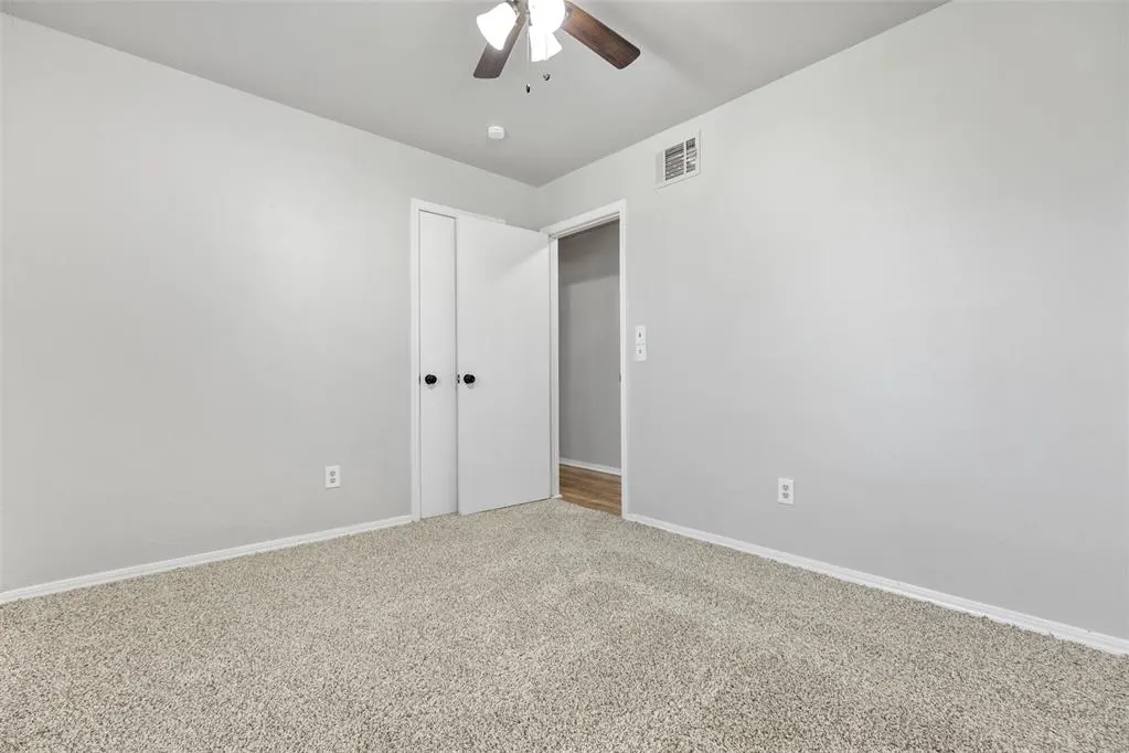 Photo 9 — 1729 Gladstone Terrace, Oklahoma City, OK 73120