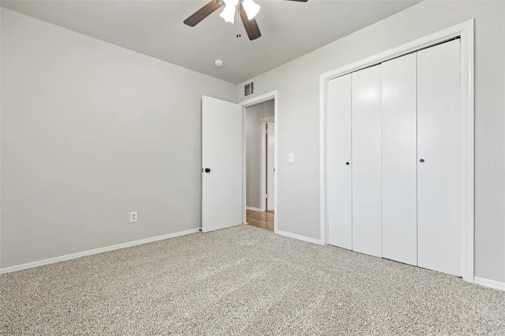 Photo 11 — 1729 Gladstone Terrace, Oklahoma City, OK 73120