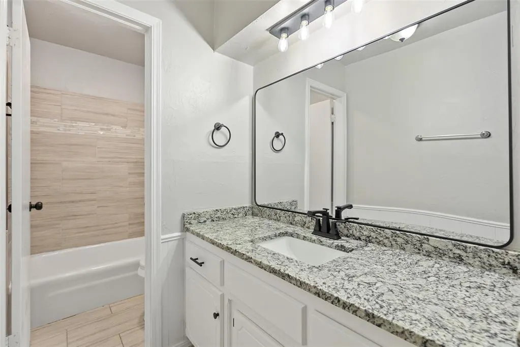 Photo 18 — 1729 Gladstone Terrace, Oklahoma City, OK 73120