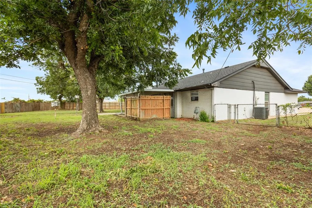 Photo 33 — 1729 Gladstone Terrace, Oklahoma City, OK 73120