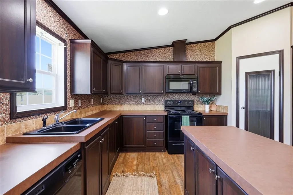 Photo 11 — 9801 Westview Drive, Lexington, OK 73051