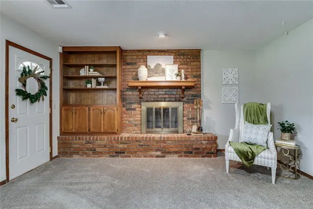 Photo 7 — 7709 NW 31st Street, Bethany, OK 73008
