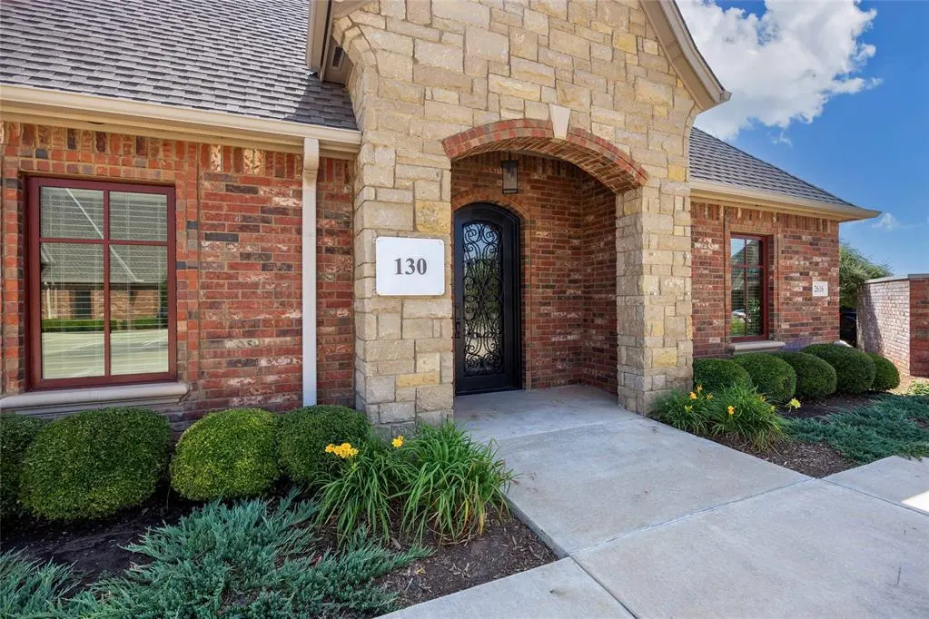 Photo 3 — 2616 Covell Village Drive 130, Edmond, OK 73003