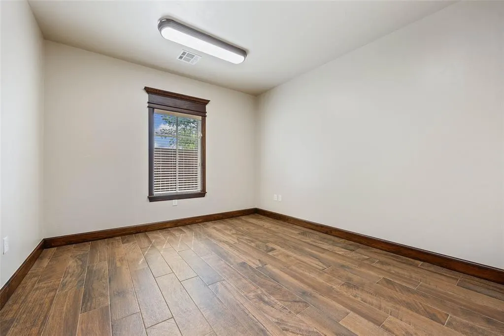 Photo 11 — 2616 Covell Village Drive 130, Edmond, OK 73003