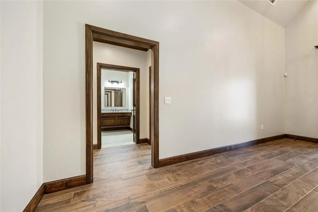 Photo 22 — 2616 Covell Village Drive 130, Edmond, OK 73003