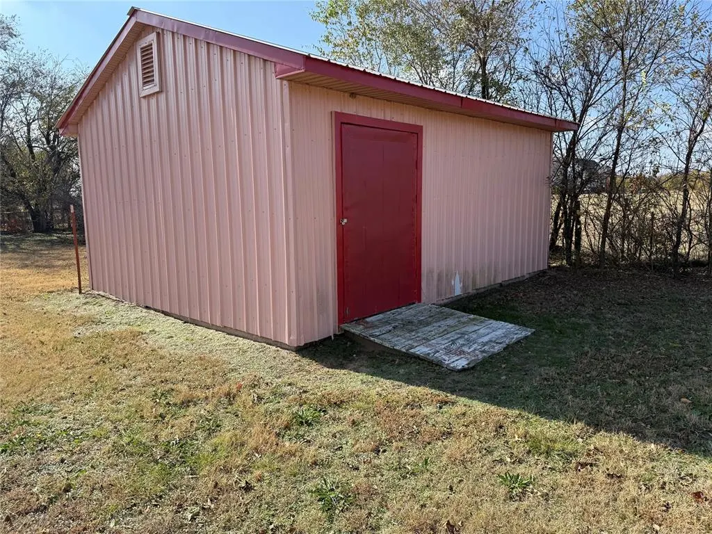Photo 7 — 42507 Garretts Lake Road, Shawnee, OK 74804