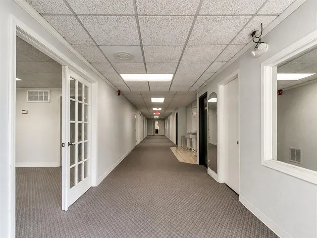 Photo 8 — 809 SW 4th Street, Moore, OK 73160