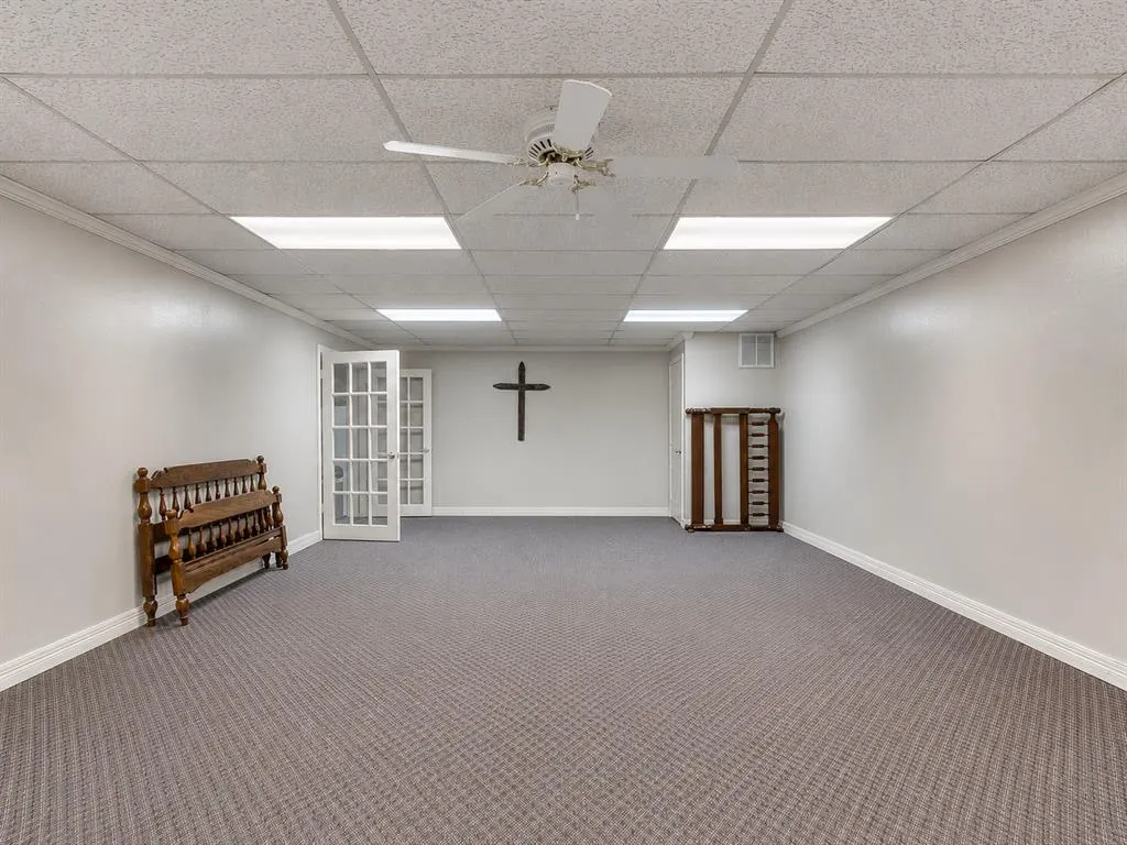 Photo 11 — 809 SW 4th Street, Moore, OK 73160