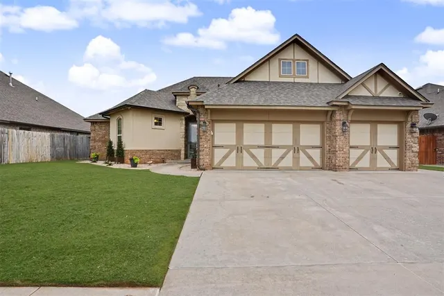 Photo 2 — 4600 Kentucky Ridge Drive, Mustang, OK 73064
