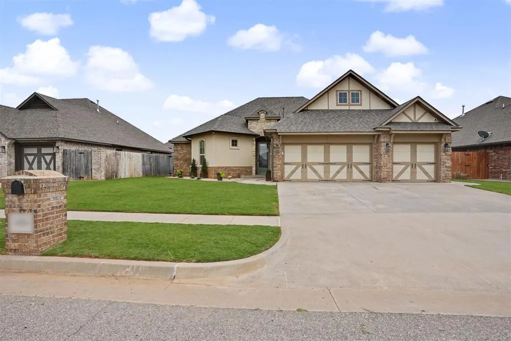 Photo 3 — 4600 Kentucky Ridge Drive, Mustang, OK 73064
