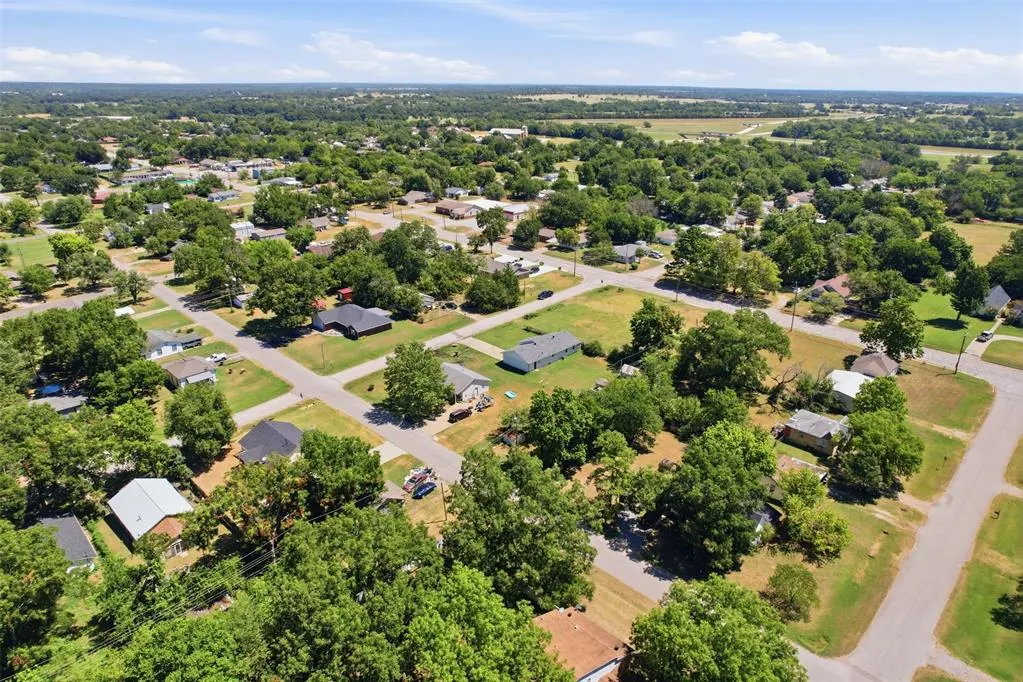 Photo 34 — 508 E Washington Street, Tecumseh, OK 74873