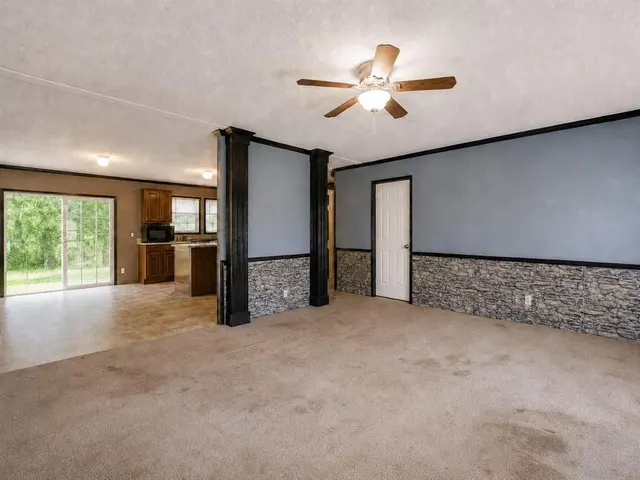 Photo 6 — 461924 E 1140 Road, Sallisaw, OK 74955