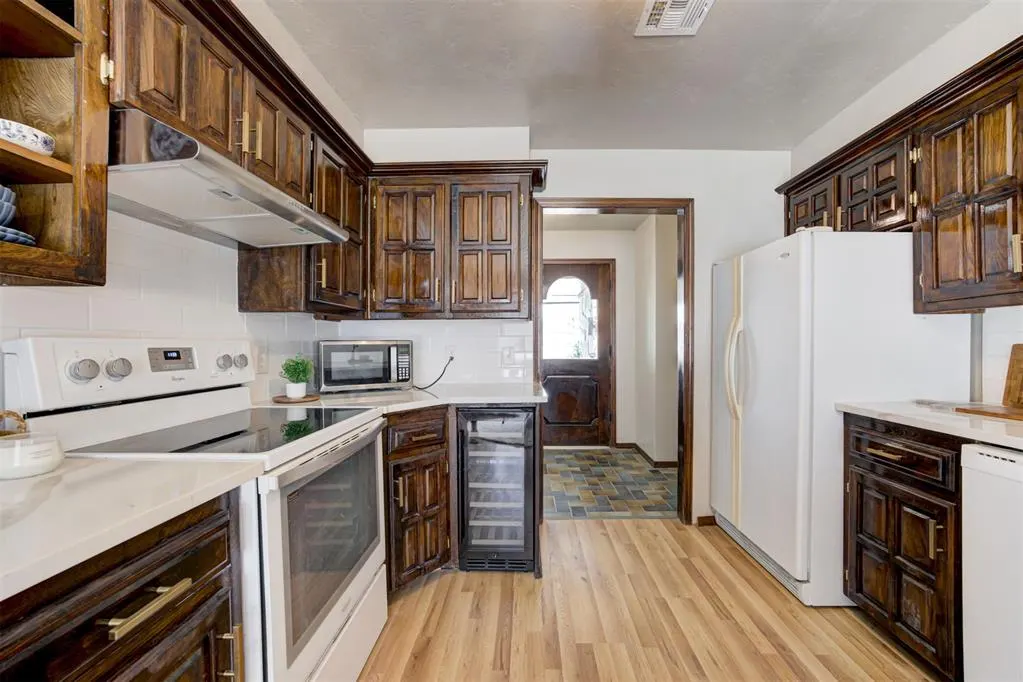 Photo 13 — 1002 S Pine Street, Guthrie, OK 73044