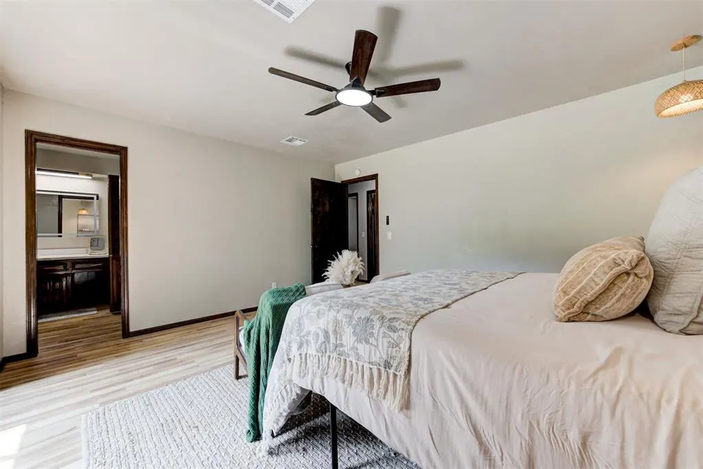 Photo 20 — 1002 S Pine Street, Guthrie, OK 73044