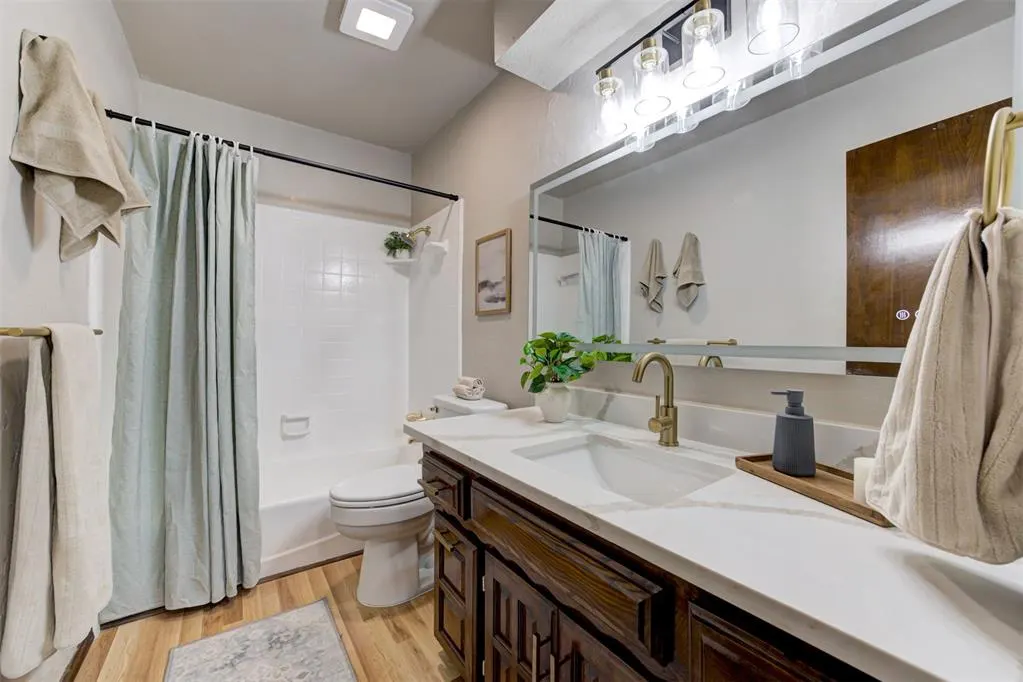 Photo 29 — 1002 S Pine Street, Guthrie, OK 73044