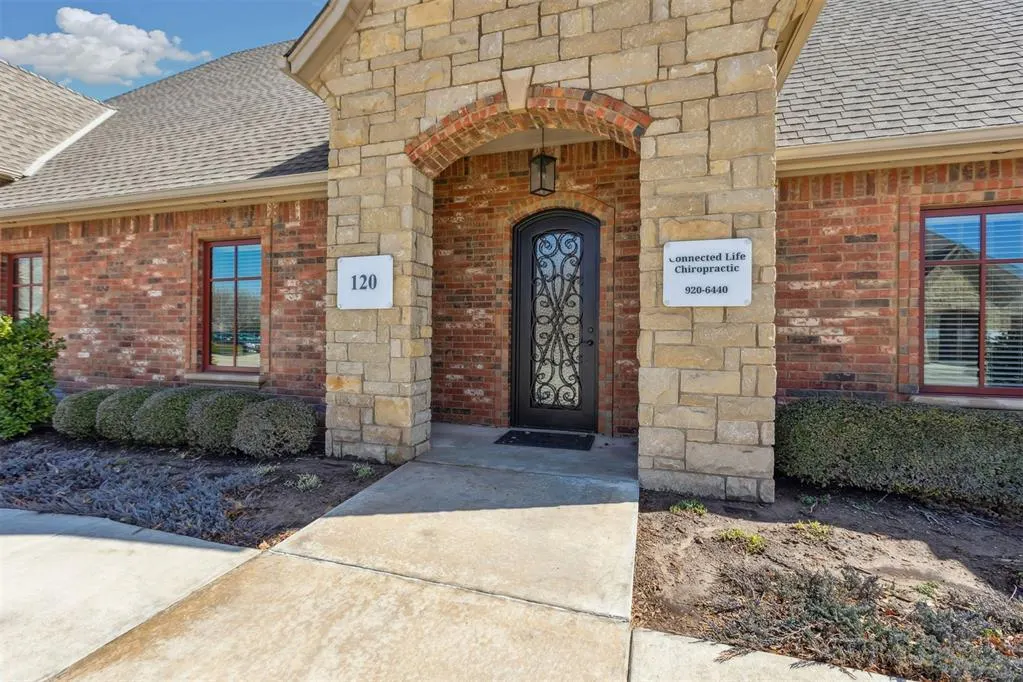 Photo 5 — 2616 Covell Village Drive 120, Edmond, OK 73003