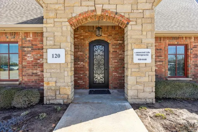 Photo 8 — 2616 Covell Village Drive 120, Edmond, OK 73003