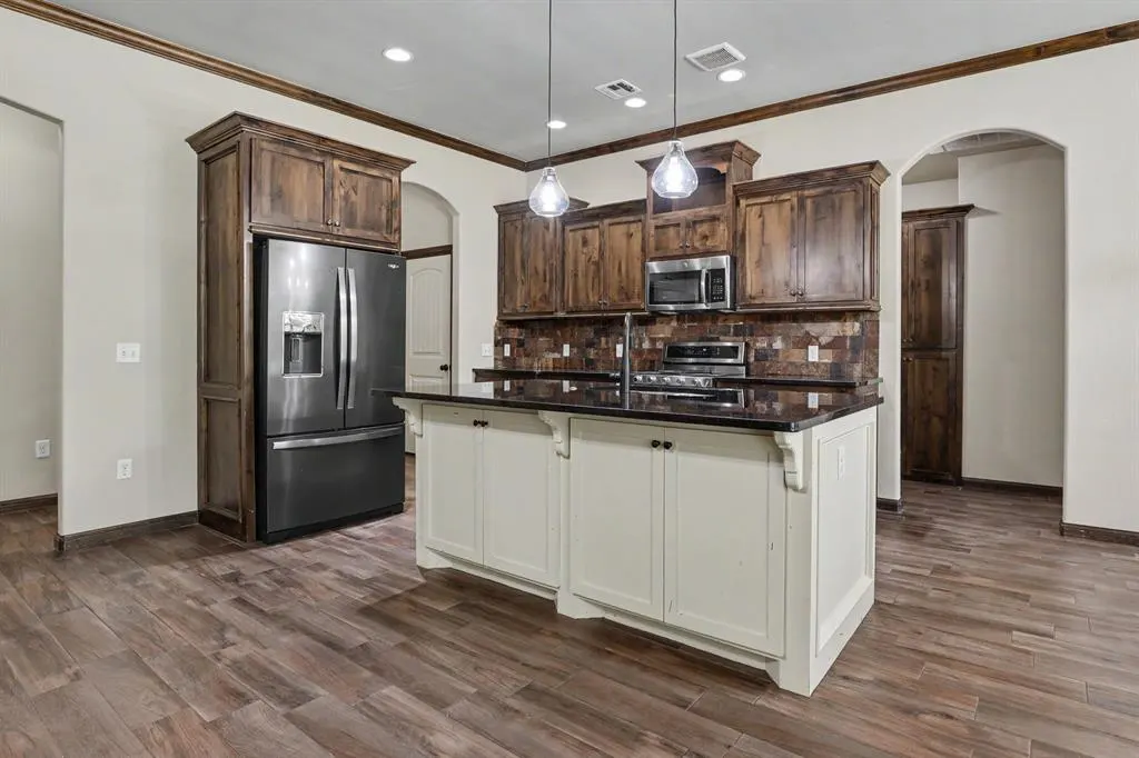Photo 11 — 1022 Fox Run Lane, Blanchard, OK 73010