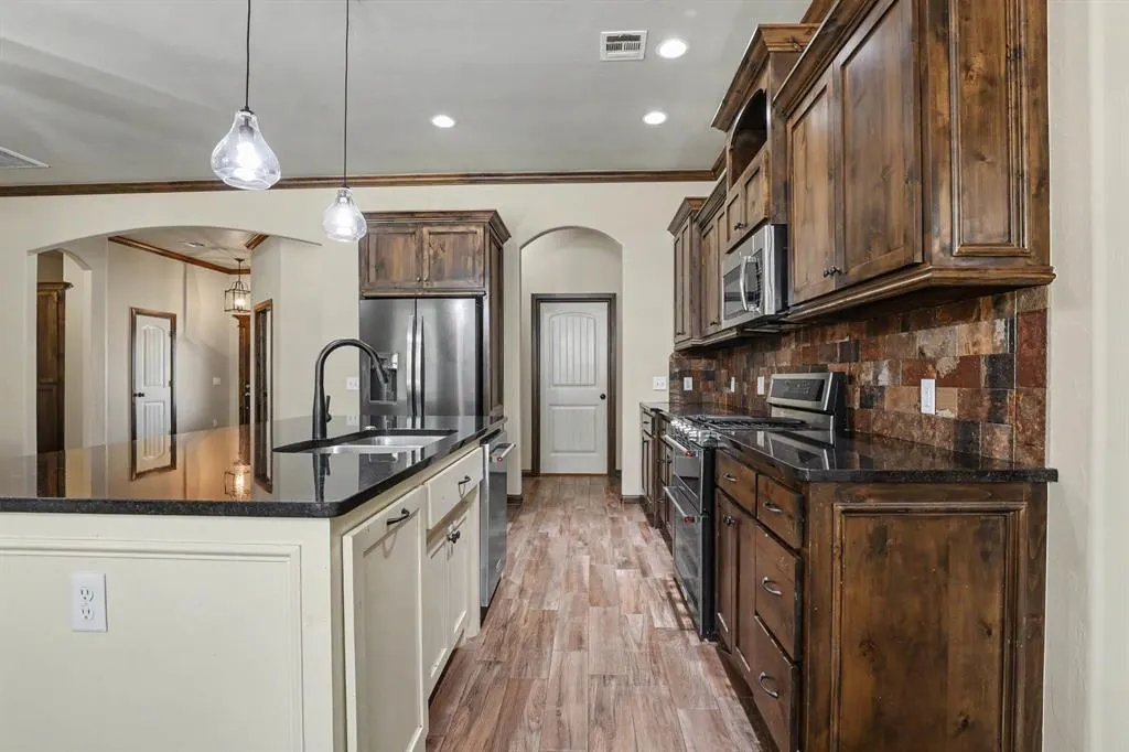 Photo 12 — 1022 Fox Run Lane, Blanchard, OK 73010