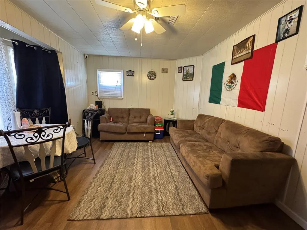 Photo 6 — 1507 SW A Avenue, Lawton, OK 73501