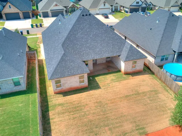 Photo 6 — 9321 SW 43rd Street, Oklahoma City, OK 73179