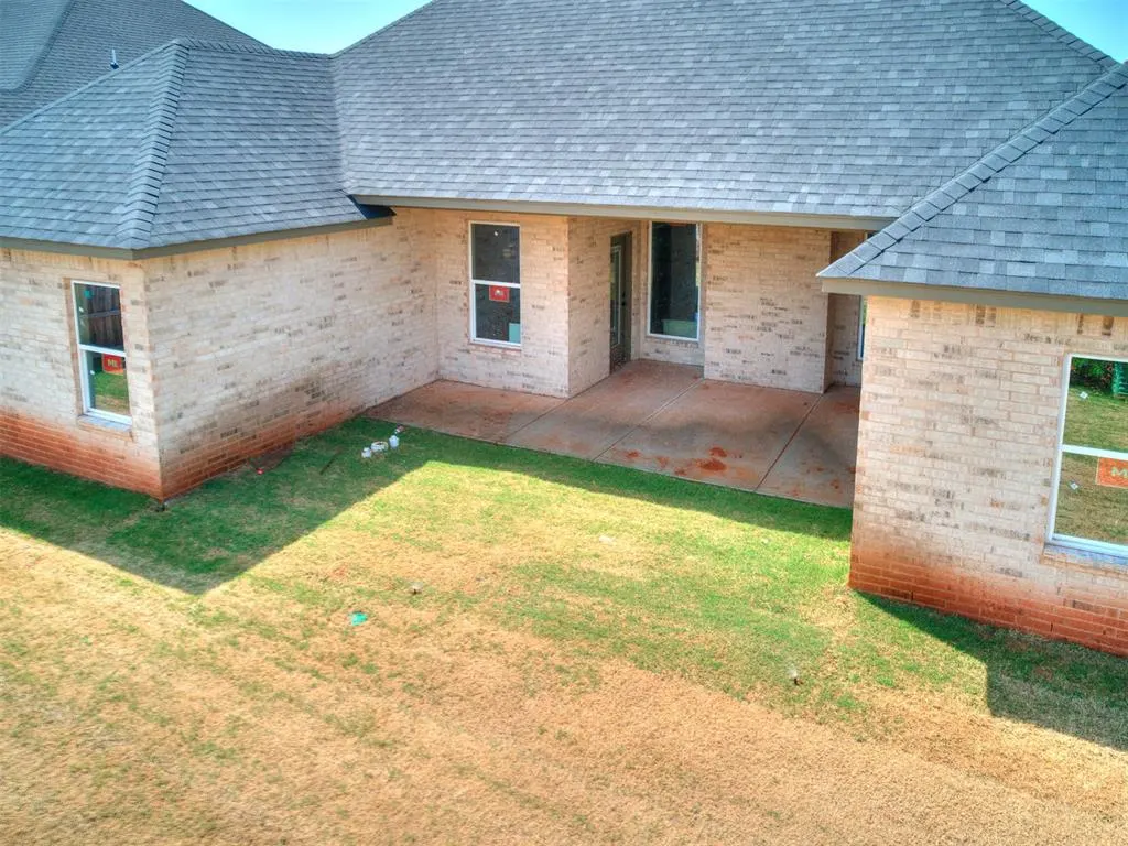 Photo 8 — 9321 SW 43rd Street, Oklahoma City, OK 73179