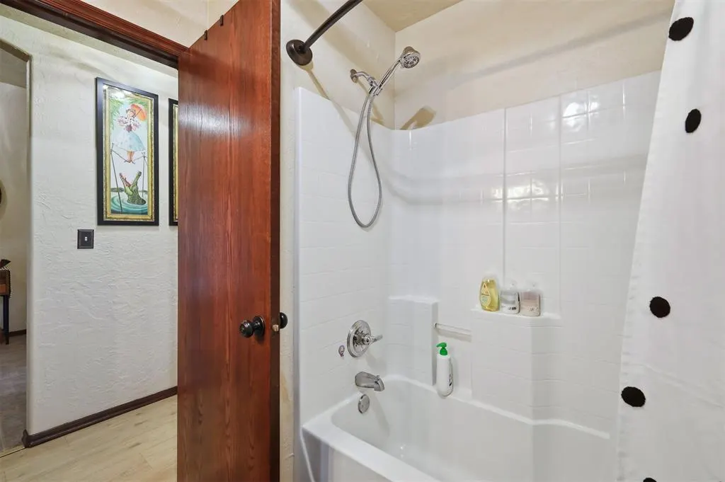 Photo 16 — 3304 Paul Drive, Oklahoma City, OK 73160