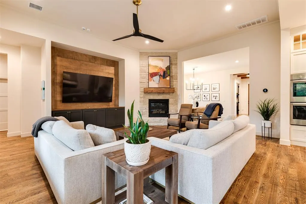Photo 11 — 1732 Parkwood Avenue, Edmond, OK 73034
