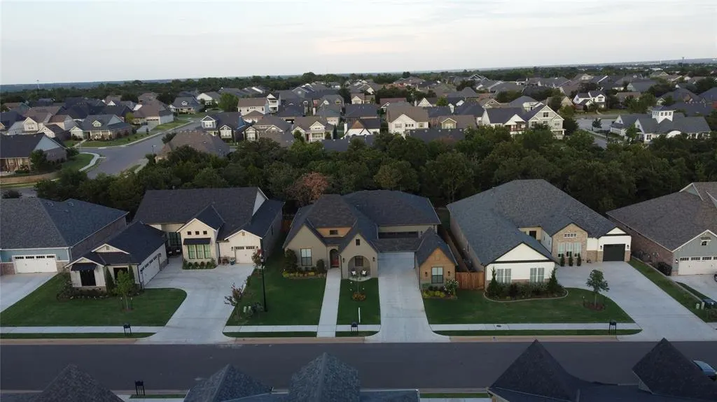 Photo 47 — 1732 Parkwood Avenue, Edmond, OK 73034