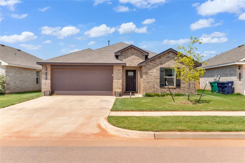 Front exterior — 11605 SW 27th Street, Yukon, OK 73099