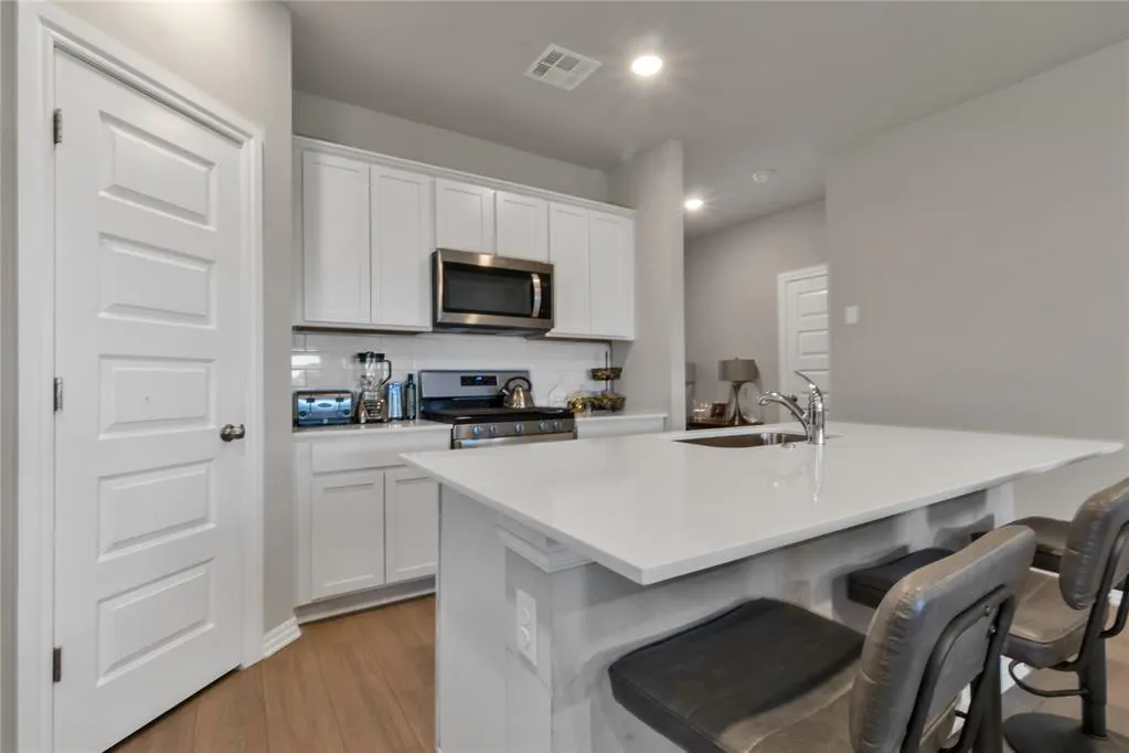 Photo 17 — 11605 SW 27th Street, Yukon, OK 73099