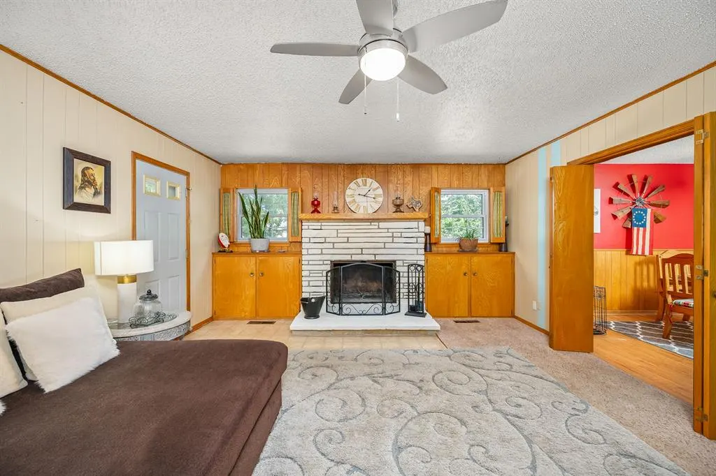 Photo 5 — 319 S Main Street, McLoud, OK 74851