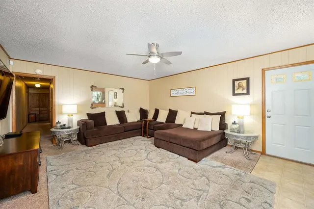 Photo 6 — 319 S Main Street, McLoud, OK 74851