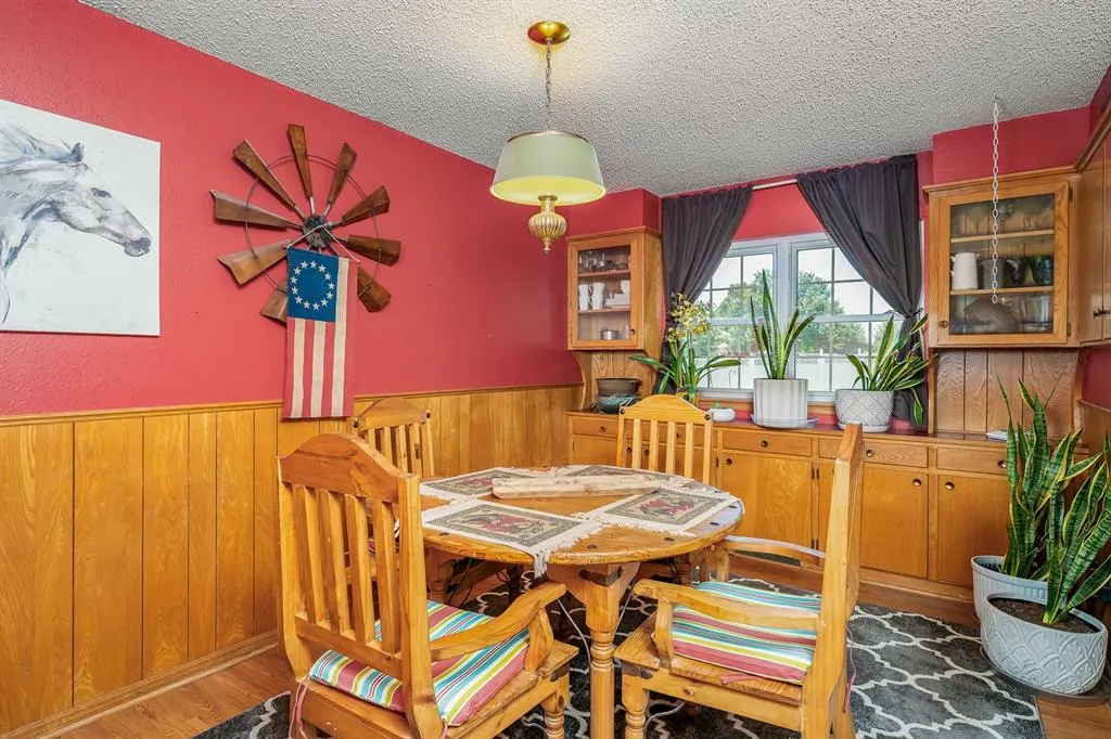 Photo 9 — 319 S Main Street, McLoud, OK 74851
