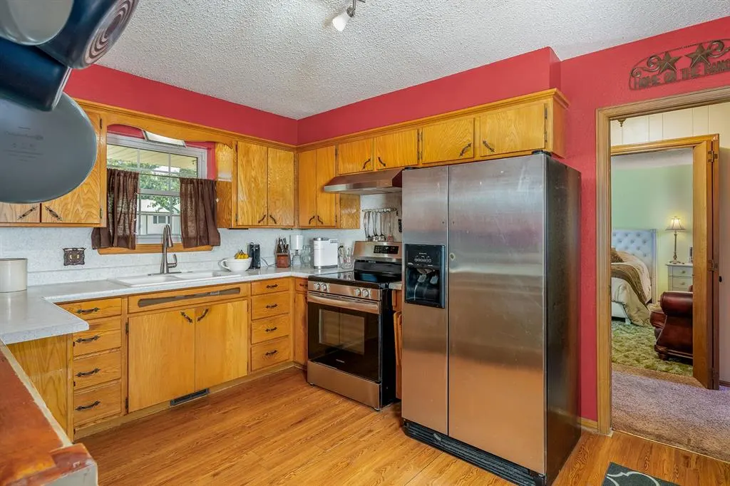 Photo 12 — 319 S Main Street, McLoud, OK 74851
