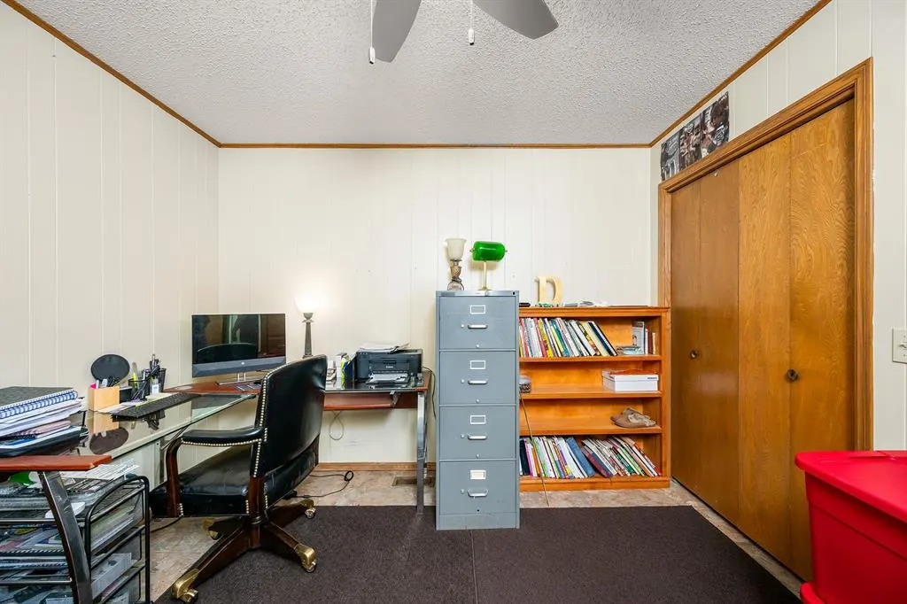 Photo 23 — 319 S Main Street, McLoud, OK 74851