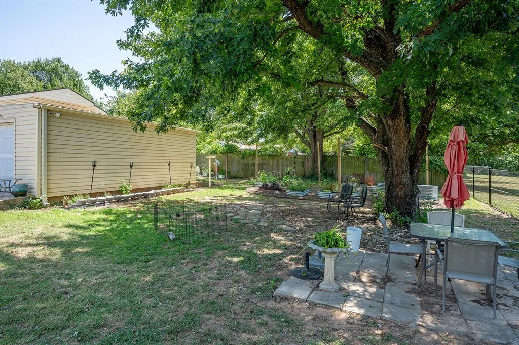Photo 28 — 319 S Main Street, McLoud, OK 74851