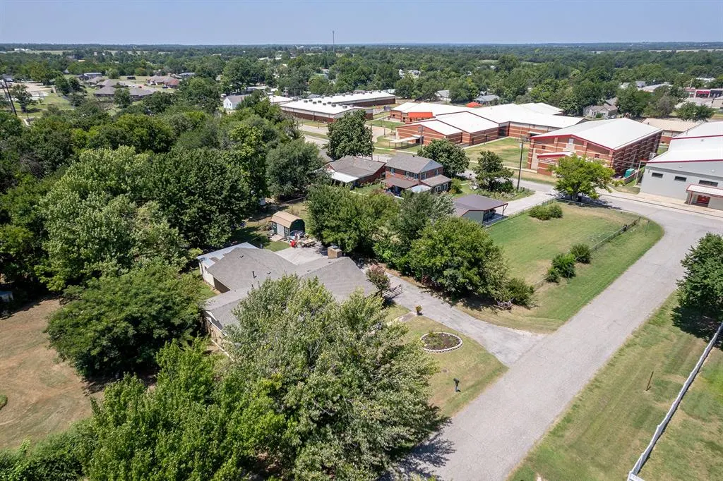 Photo 38 — 319 S Main Street, McLoud, OK 74851