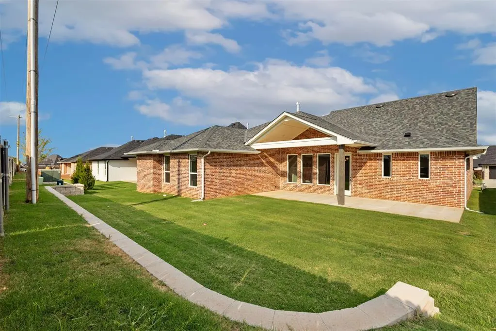 Photo 34 — 12809 Cobblestone Curve Road, Oklahoma City, OK 73142