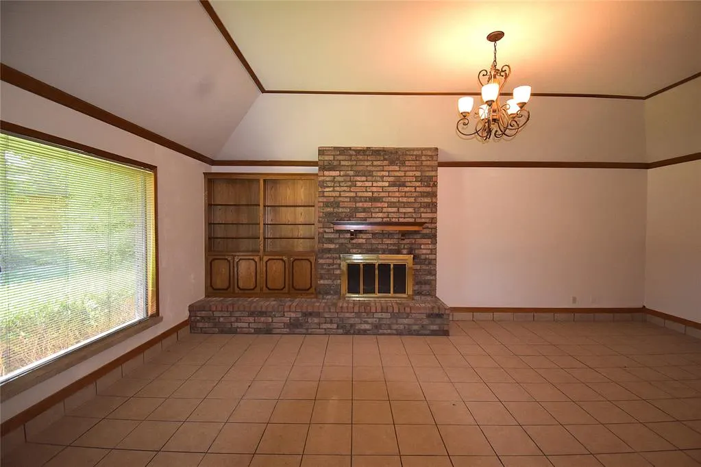Photo 5 — 2449 Whispering Oak Drive, Seminole, OK 74868